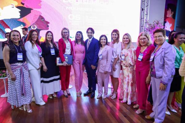 Deputada Ivana Bastos destaca a importância do 1º Seminário Nacional de Legisladoras – Mulheres no Poder: "um marco na promoção da igualdade de gênero e empoderamento feminino". Foto: Reprodução