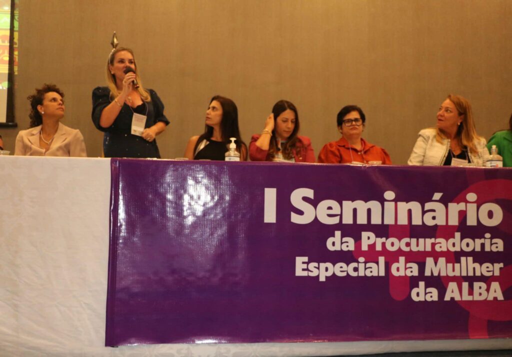 Ivana Bastos participa do I Seminário da Procuradoria Especial da Mulher Foto: Reprodução